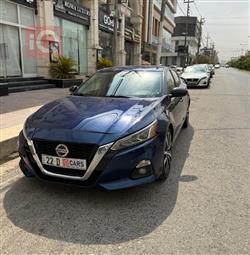 نيسان ألتيما